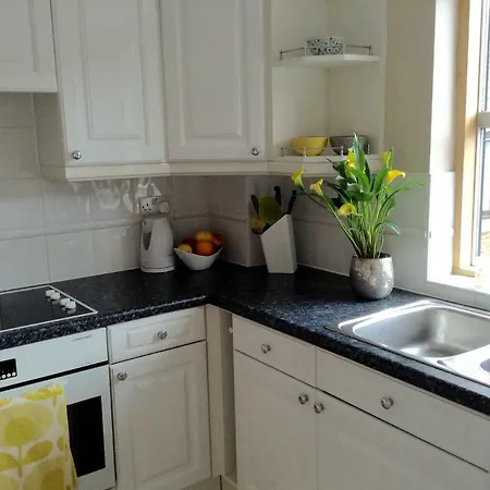 Appartement 12 Emperors Wharf