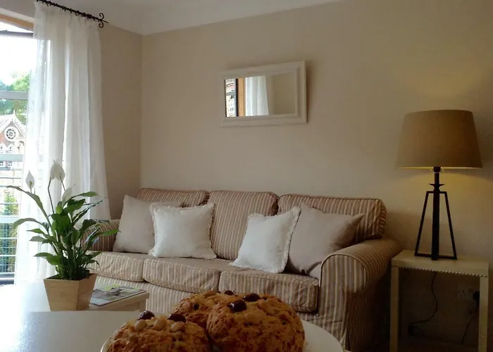 Lejlighed 12 Emperors Wharf *